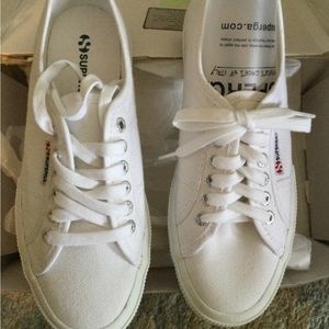 NIB Superga Classic Cotu Canvas Women’s Sneakers Size 8
